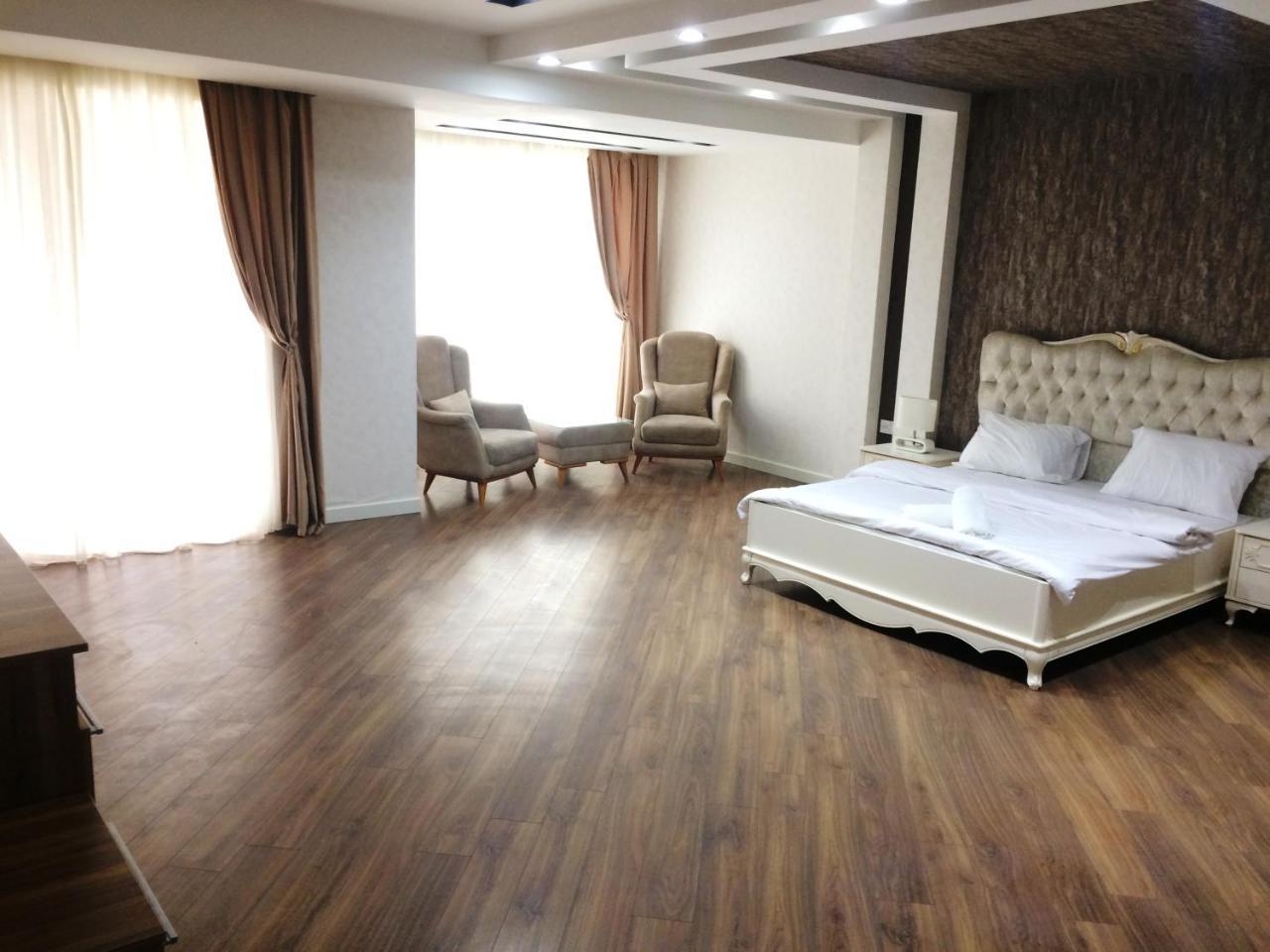 Park Azure Apartment Deluxe 2 Bedroom Baku Eksteriør bilde